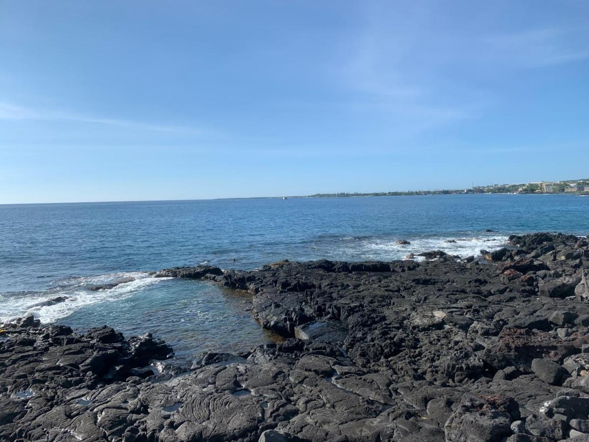 Enjoy The Sunset At Ocean Front 1Br Apartment - Pool On Site! Kailua-Kona Exterior photo