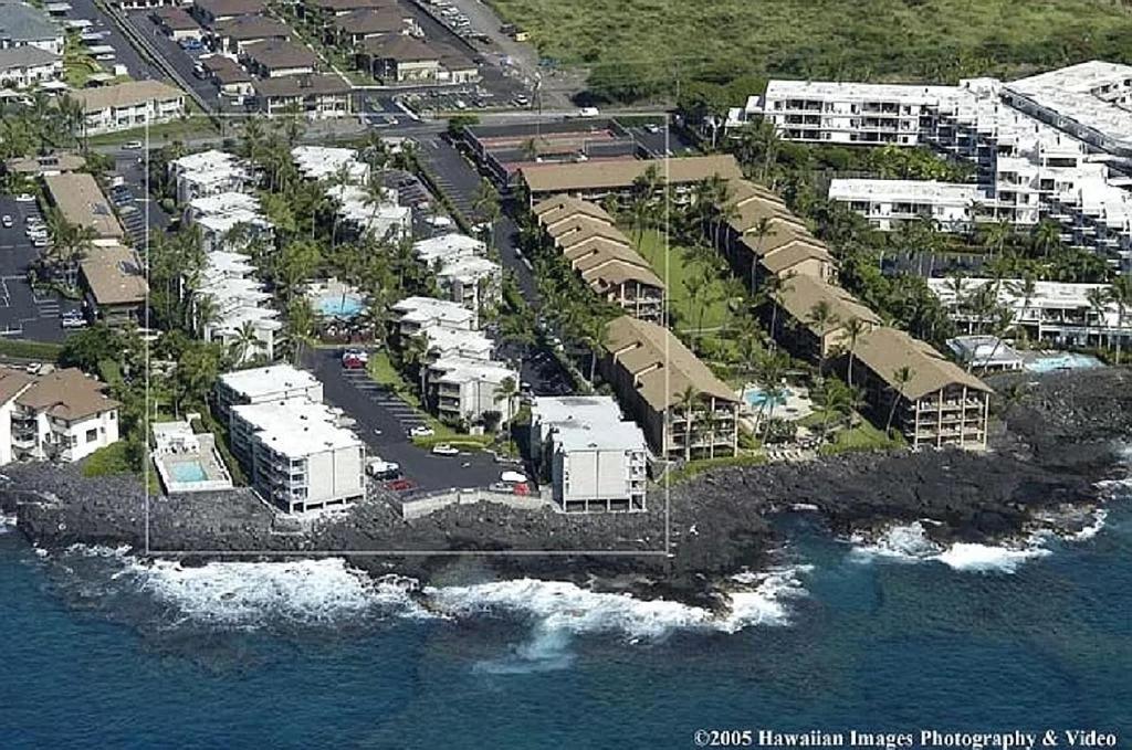 Enjoy The Sunset At Ocean Front 1Br Apartment - Pool On Site! Kailua-Kona Exterior photo